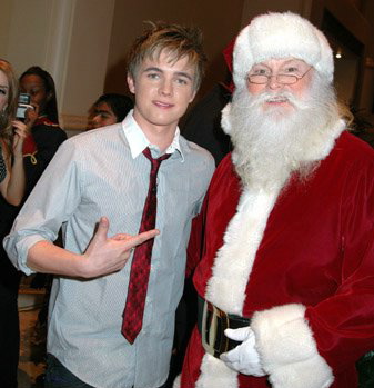 The Grove's Annual Christmas Tree Lighting